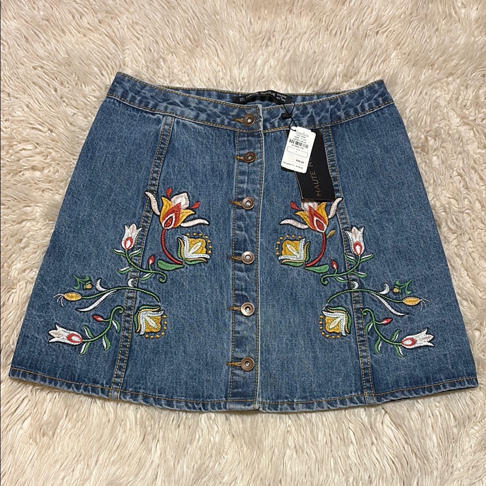 Embroidered Nwt Denim Skirt